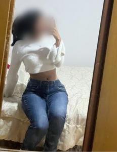 643965446: Chica busca chico en Pontevedra