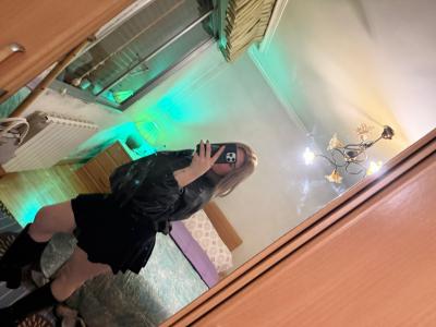 643400122: Chica busca chico en Pontevedra