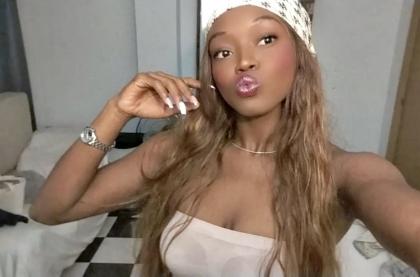663092691: Chica busca chico en Mallorca