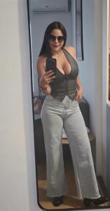 610064569: Chica busca chico en La Coruña