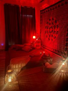 617755638: Chica busca chico en Málaga