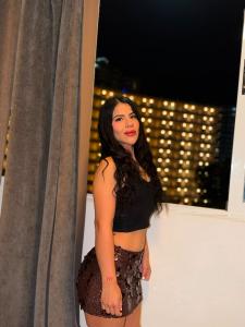 624351894: Chica busca chico en Sevilla