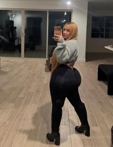 671658875: Chica busca chico en La Coruña