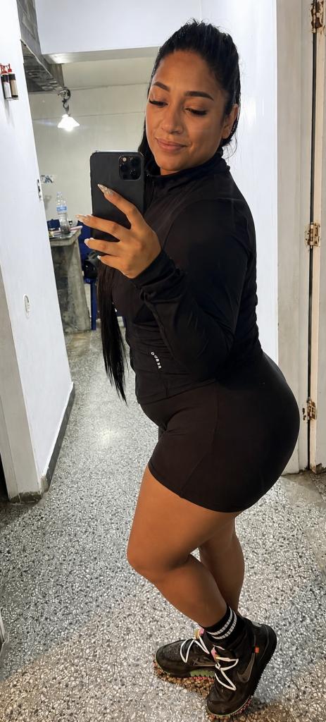 614392049: Chica busca chico en Tarragona