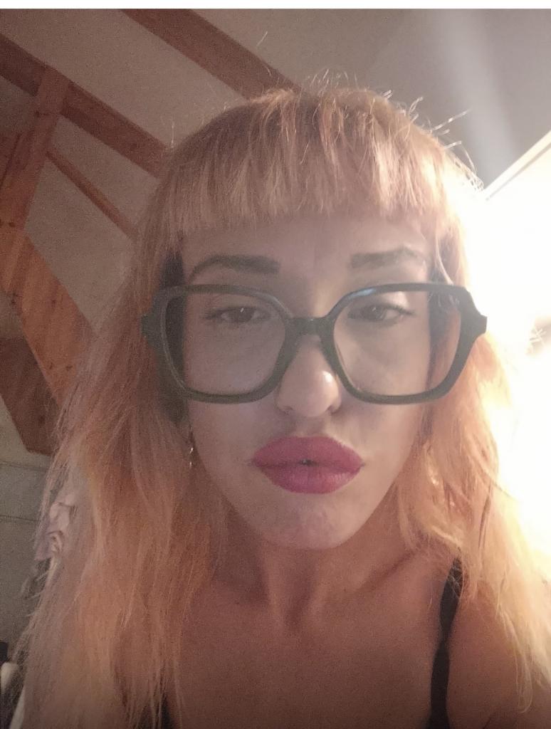 Chica busca chico en Valencia: 