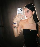 743093509: Chica busca chico en La Coruña