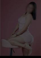 634150143: Chica busca chico en Navarra