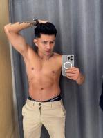 641873298: Chico busca chica en Sevilla