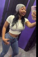 661082279: Chica busca chico en Sevilla