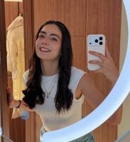 743093509: Chica busca chico en La Coruña