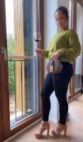 643686435: Chica busca chico en Málaga