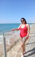 672935021: Chica busca chico en Sevilla