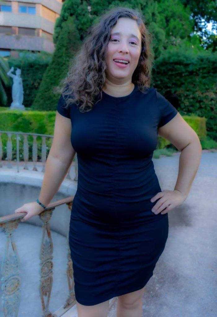 612296954: Chica busca chico en Valencia