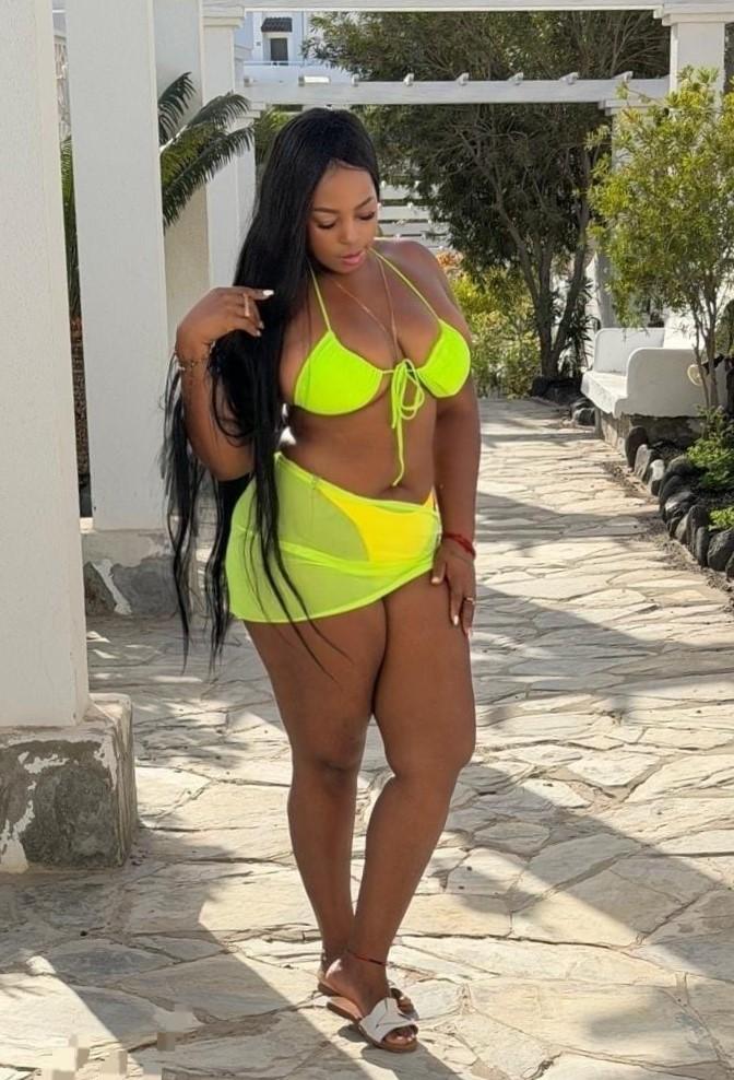 Chica busca chico en Tenerife: 