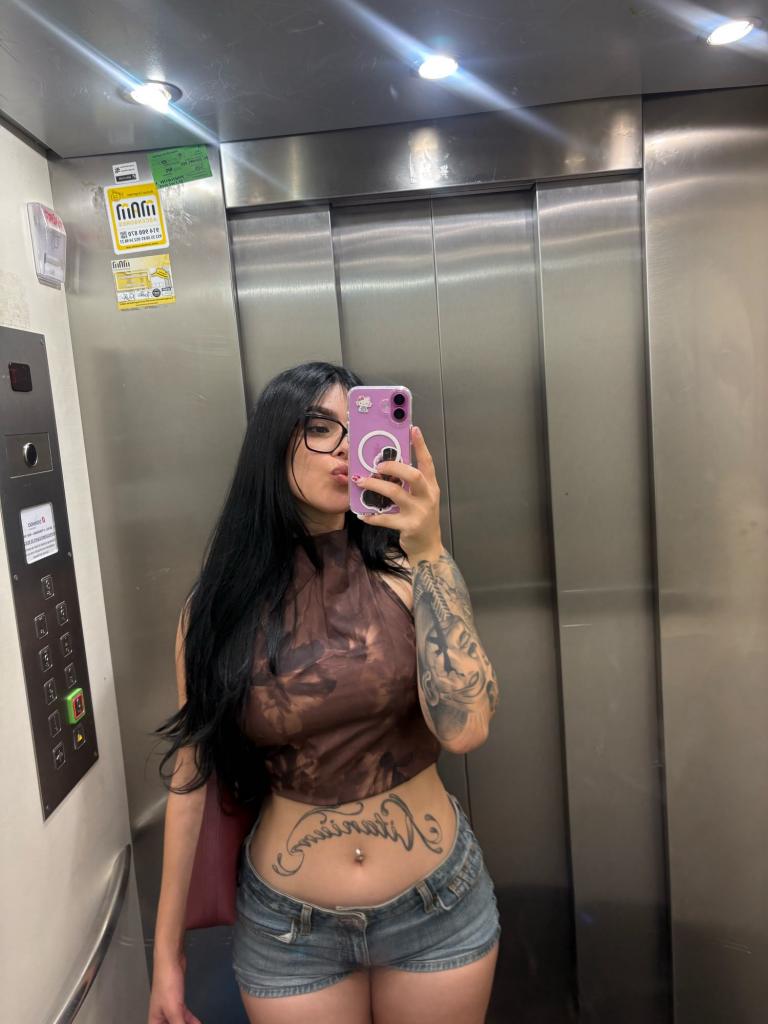Chica busca chico en Cádiz: 