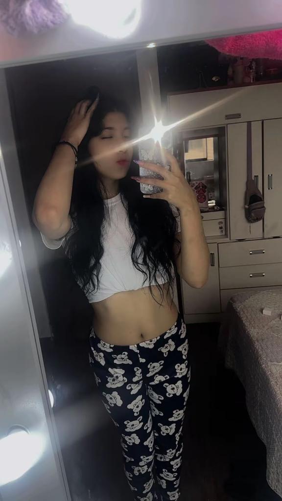 644987869: Chica busca chico en Barcelona