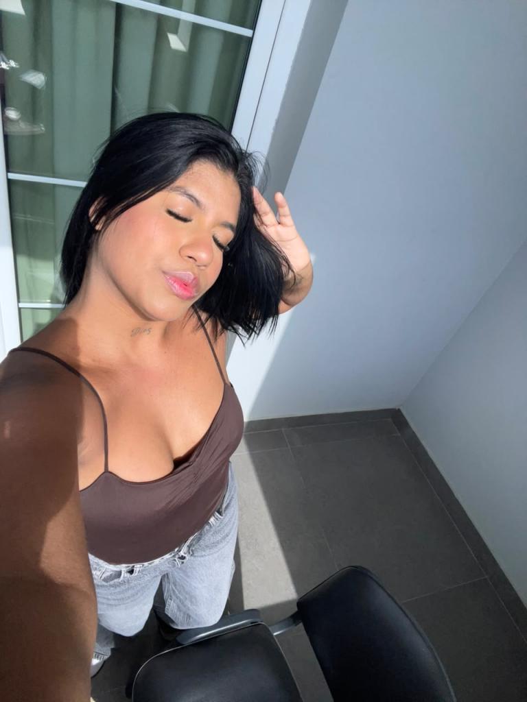 Chica busca chico en Huelva: 