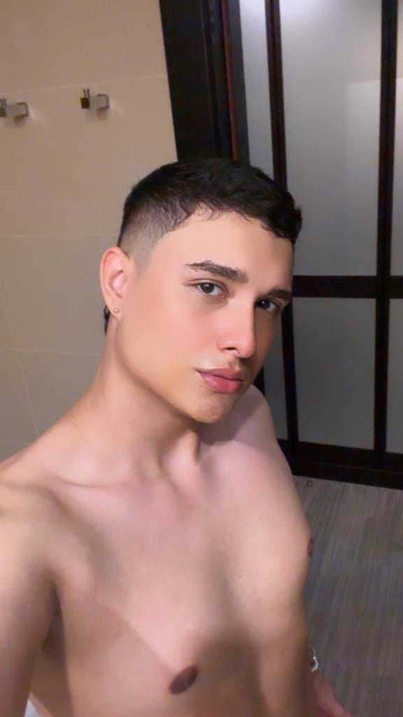 633943402: Chico busca chica en Madrid