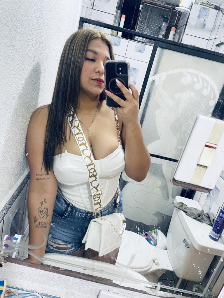 657256199: Chica busca chico en Sevilla