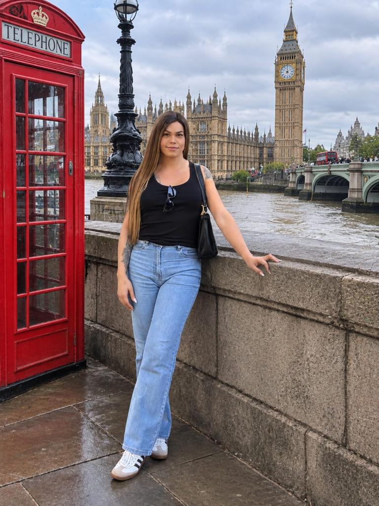 745083645: Transexual en Álava