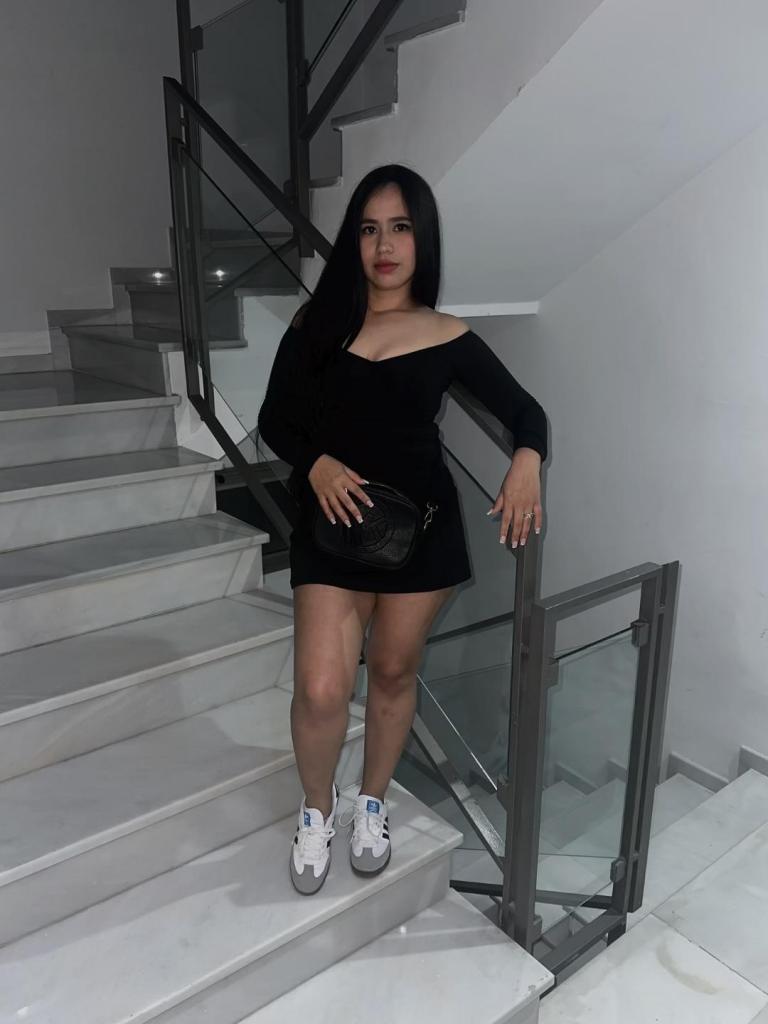 Chica busca chico en Almería: 