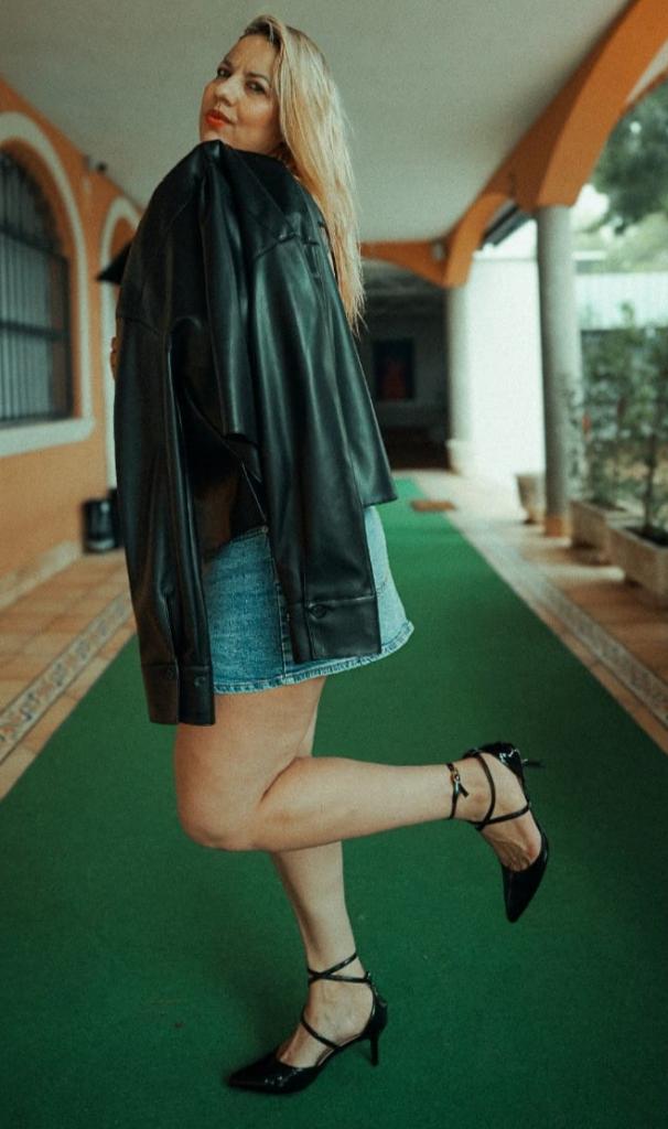 Chica busca chico en Castellón: 