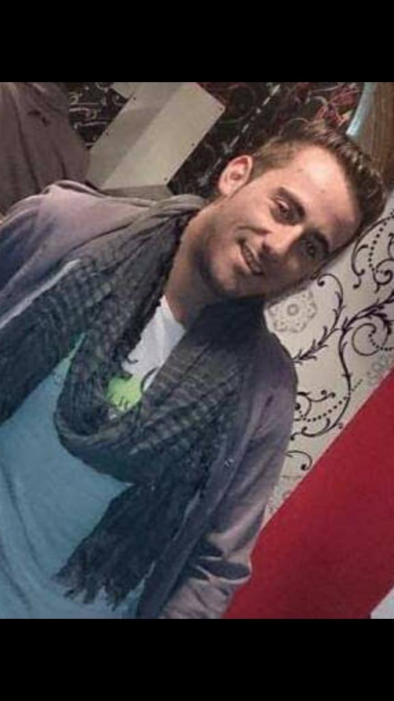 Chico busca chica en Sevilla: 
