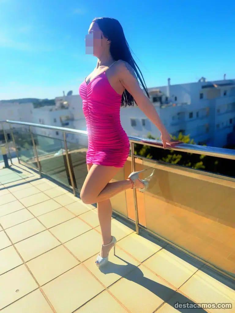 Chica busca chico en Alicante: Chica busca chico
