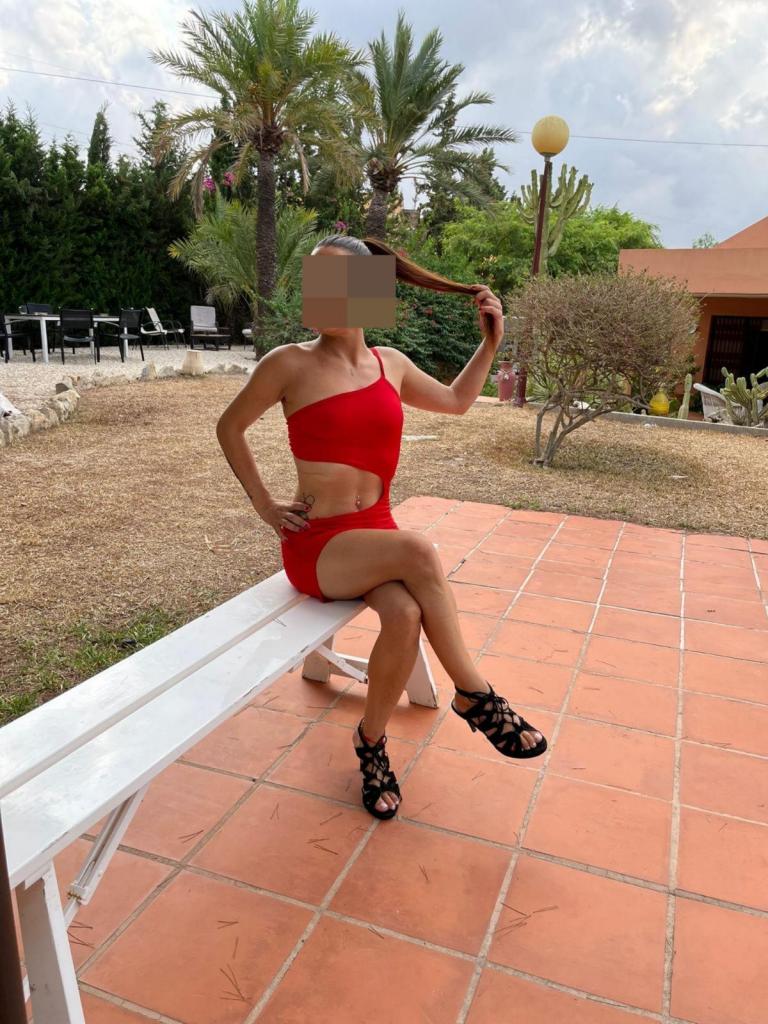 Chica busca chico en Alicante: 