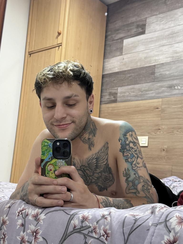Chico busca chica en Lérida: 