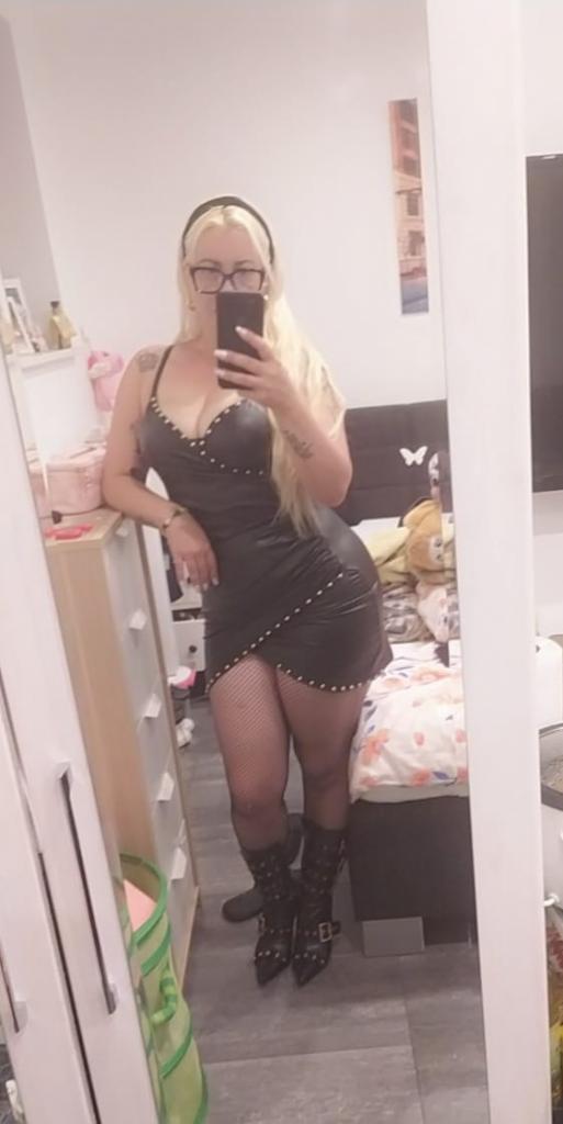 Chica busca chico en Murcia: 