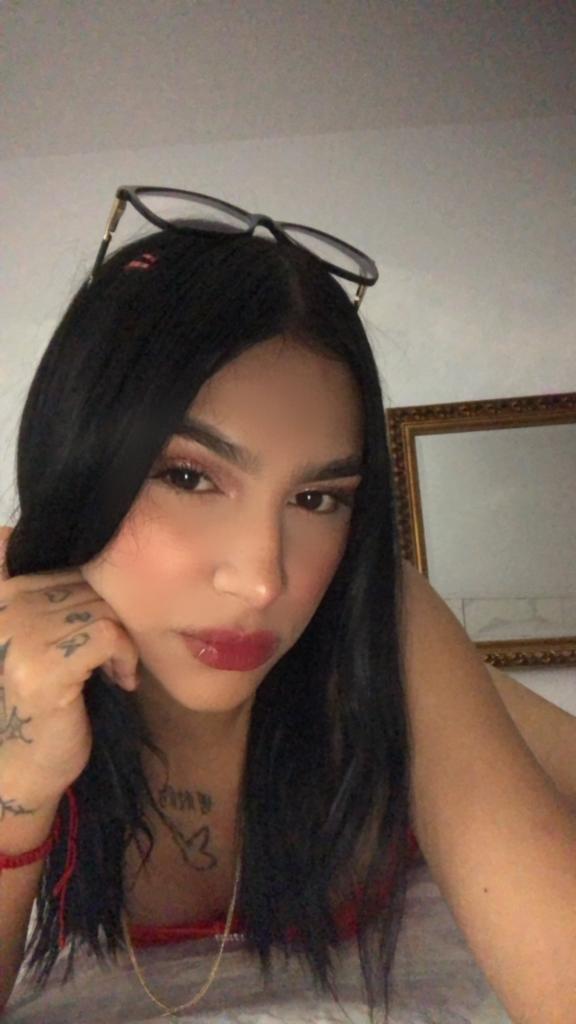Chica busca chico en Almería: 