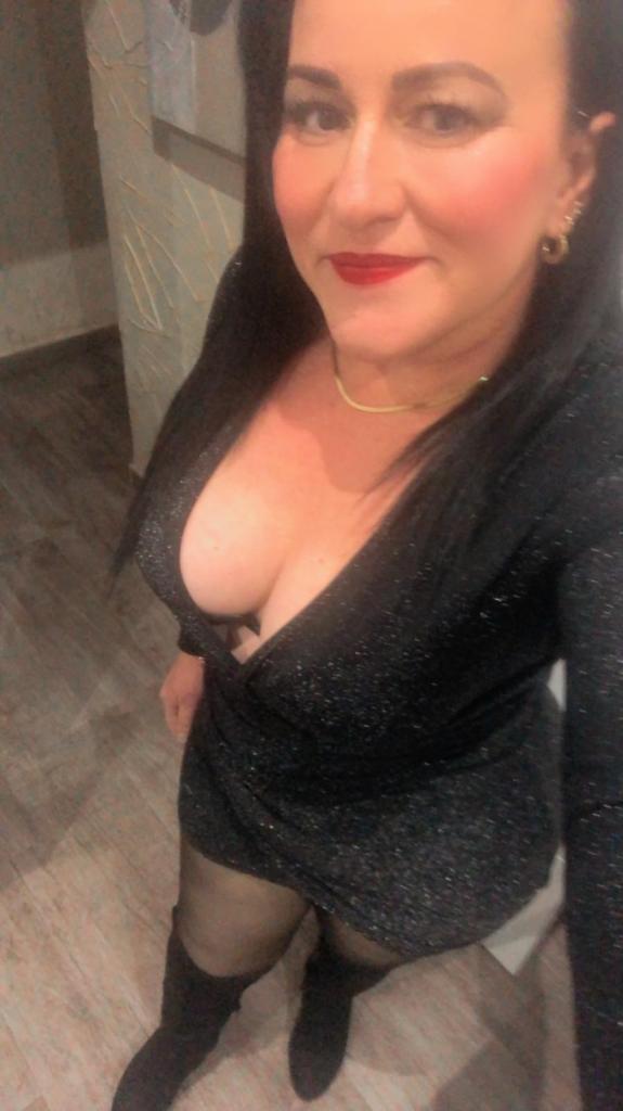 Chica busca chico en Murcia: 