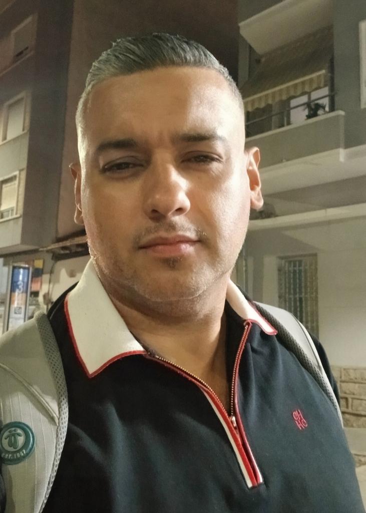 Chico busca chica en Alicante: 