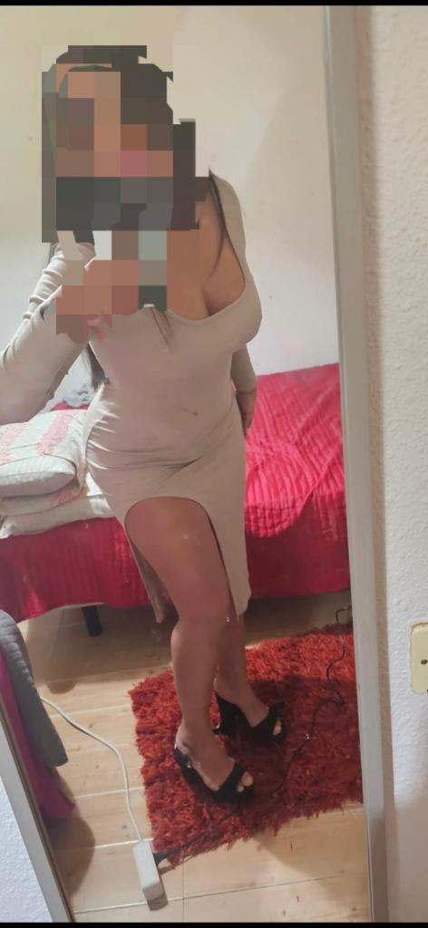 Chica busca chico en Cáceres: Chica busca chico