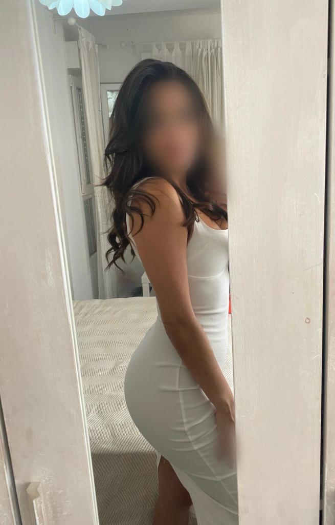 Chica busca chico en La Coruña: 