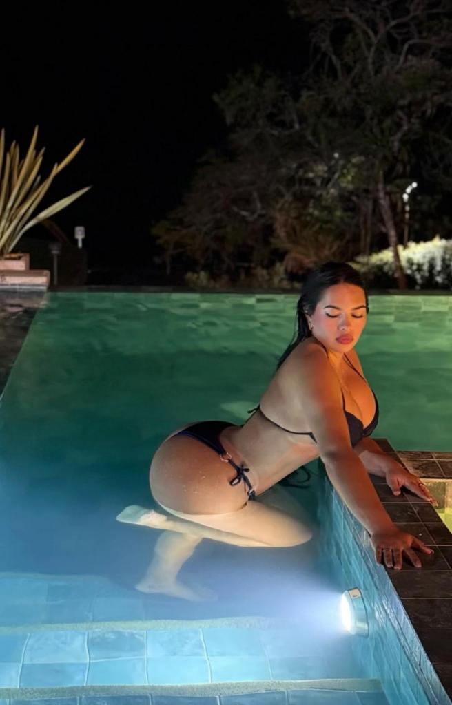 Chica busca chico en Granada: 