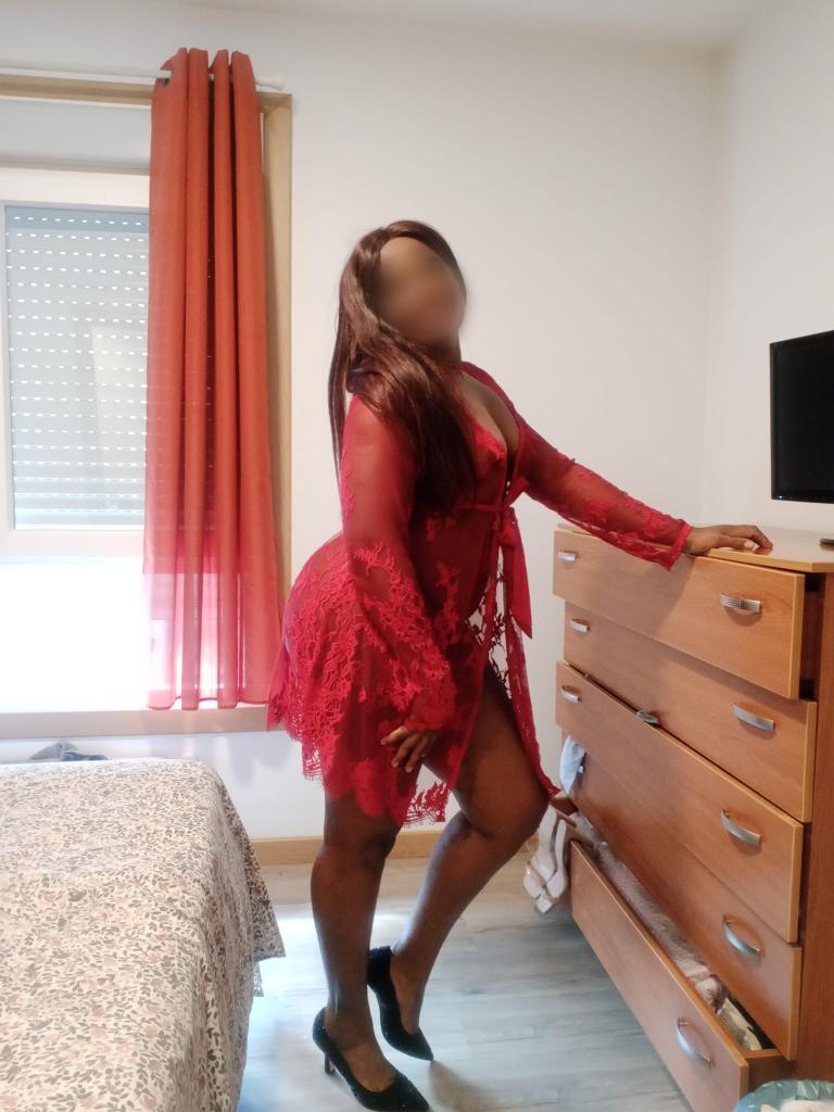 Chica busca chico en Pontevedra: 