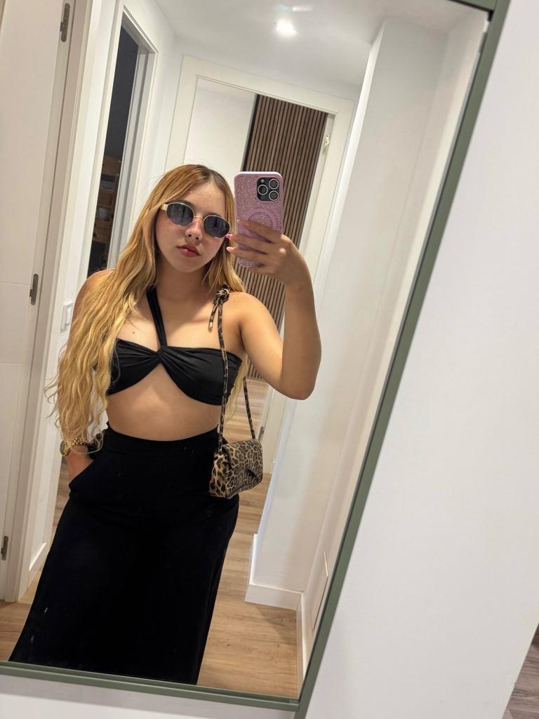 Chica busca chico en Murcia: Chica busca chico
