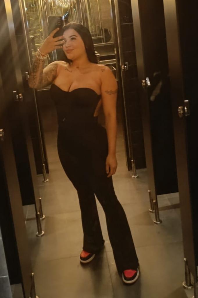 613900849: Chica busca chico en Alicante