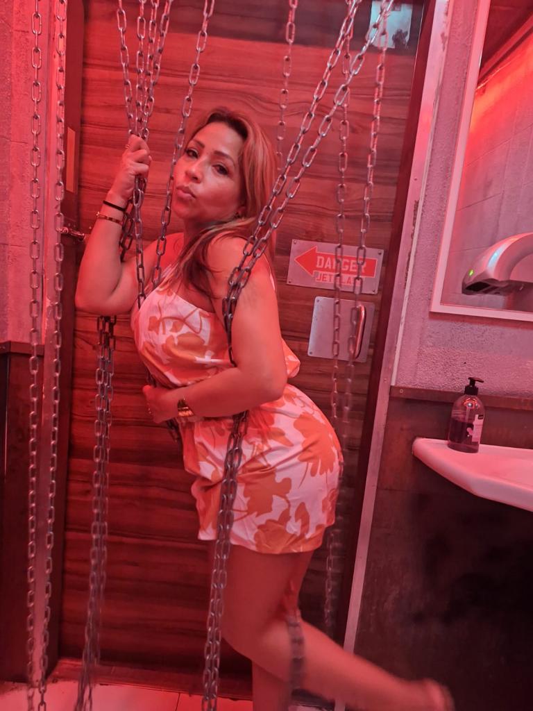 Chica busca chico en Alicante: 