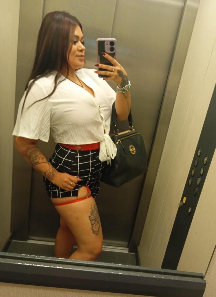 Chica busca chico en Huesca: 
