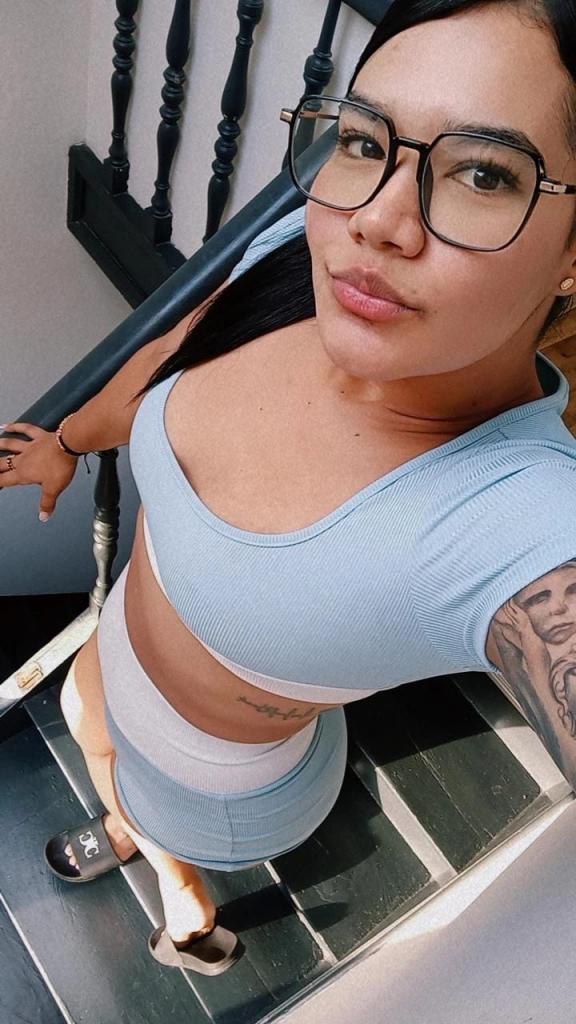 Chica busca chico en Granada: 