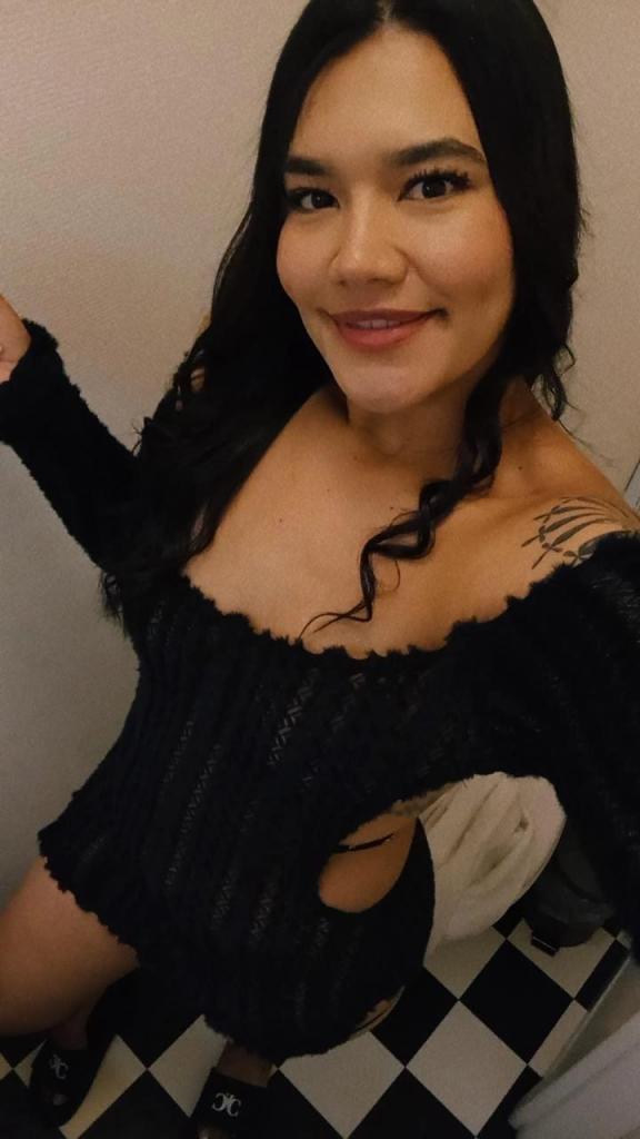 Chica busca chico en Granada: Chica busca chico