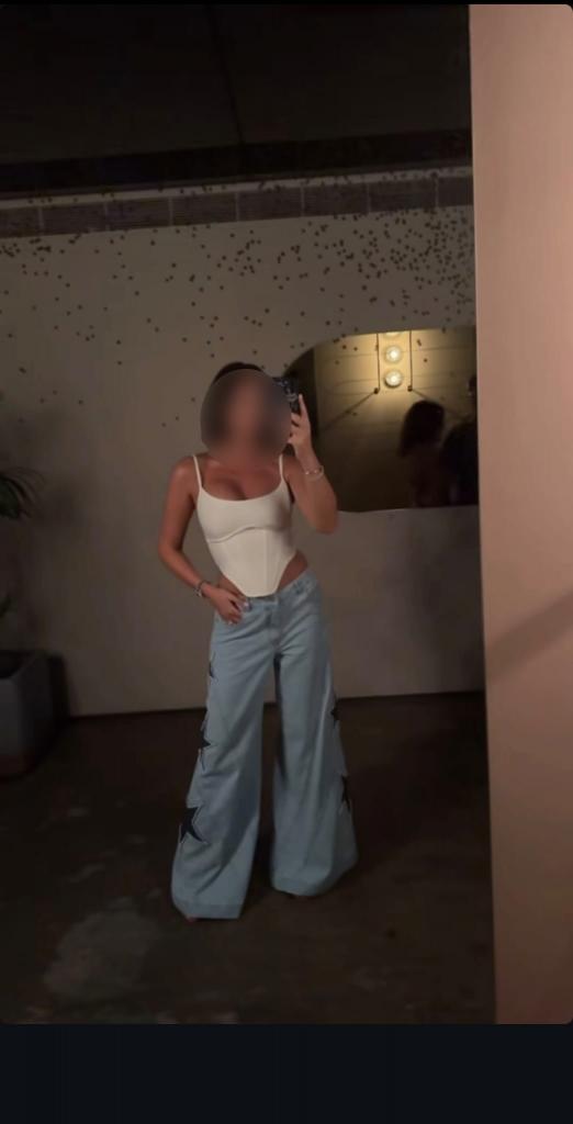 643186326: Chica busca chico en Almería