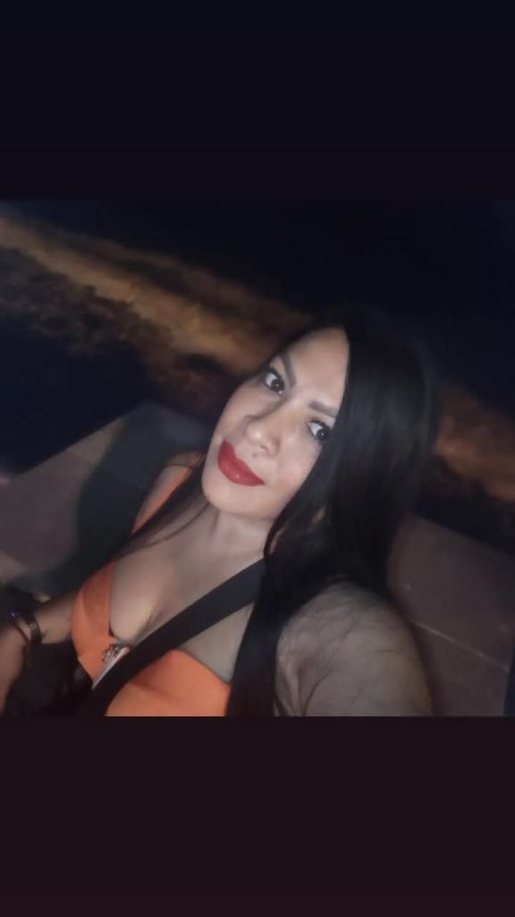 Chica busca chico en Tenerife: 