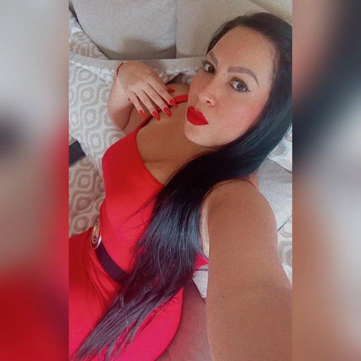 Chica busca chico en Tenerife: 