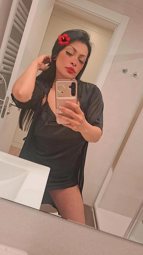 Chica busca chico en Melilla: 