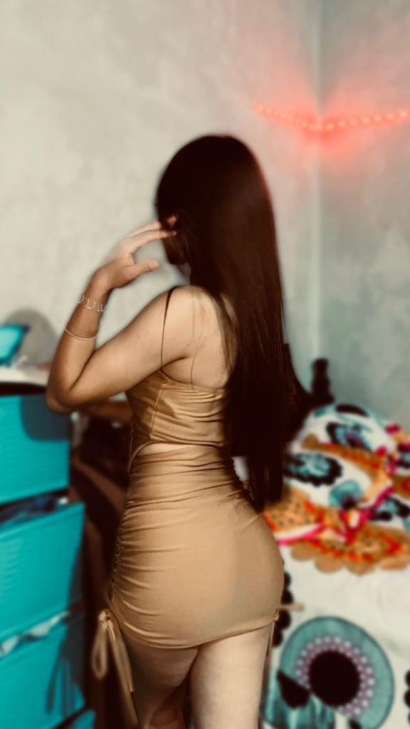 Chica busca chico en Sevilla: 