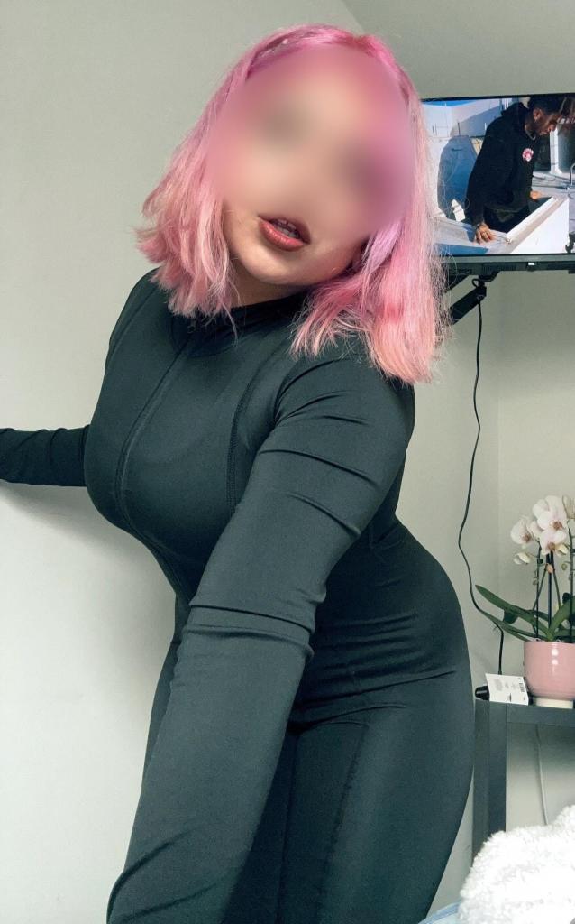 Chica busca chico en Granada: 